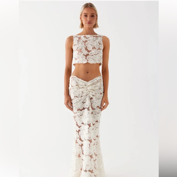 Peppermayo Dresses & Skirts - Peppermayo Fiorella Floret Maxi Skirt